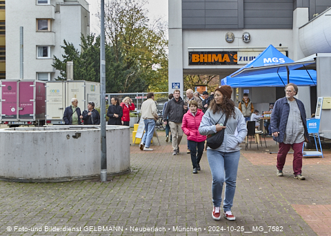 25.10.2025 - Illustrationen und Wall Art mit Katharina Konte und Architekten Herbert Kocht des Marx-Zentrum  